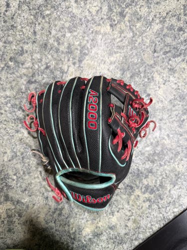 2024 Wilson A2000 RH Baseball Glove 11" (Used)