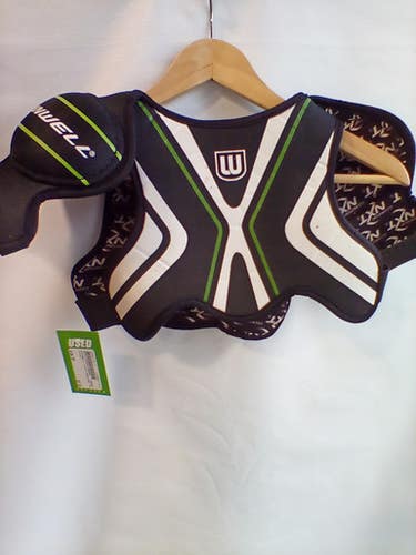 Used Winnwell Sm Hockey Shoulder Pads 11472-s000114111