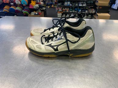 Used Mizuno Senior 8.5 Volleyball Shoes 11339-s000162654