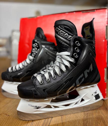 CCM Tacks XF Hockey Skates - Senior 7 (New)
