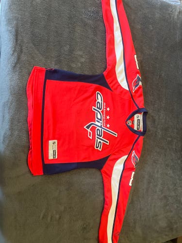 Alex Ovechkin Washington Capitals jersey (M)