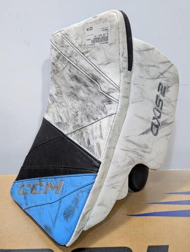 Used Ccm Axis 2 Regular Goalie Blockers 11727-s000168873
