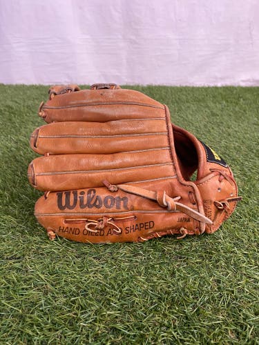 Wilson The A2000 INF RH Infield Glove | 11.5"