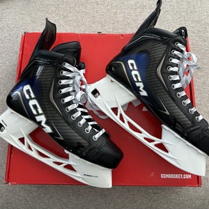 Black/Navy 2025 CCM JetSpeed FT8 Pro Hockey Skates Regular Width Pro Stock 8 (New)