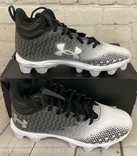 Under Armour 3026344-001 Spotlight Fran 3.0 JR RM Football Cleat Black White 10K