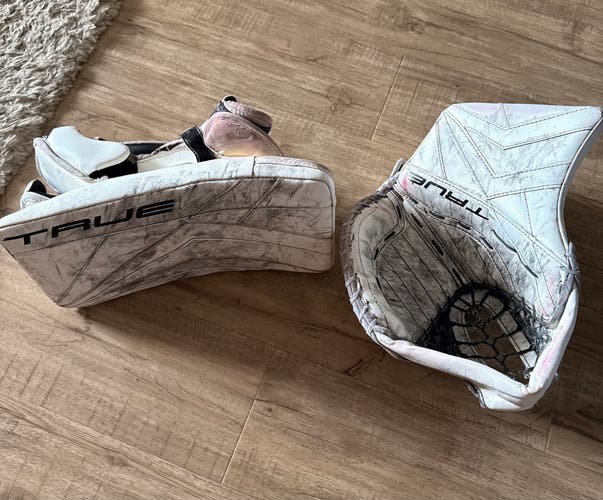 True Catalyst 9x3 Glove and Blocker