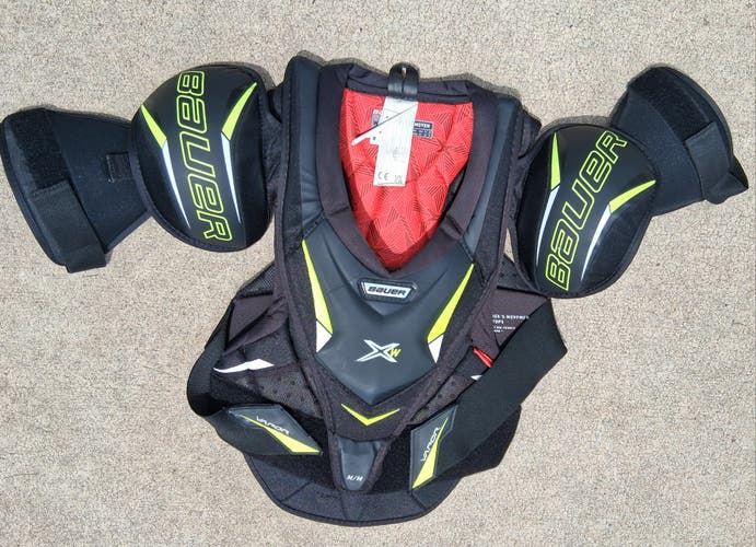 Women's Medium Senior Bauer Vapor X-W Shoulder Pads Pro Stock (Used)