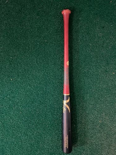 Victus Tatis23 Pro Reserve Maple Bat (-3) 29 oz 32" (Used)