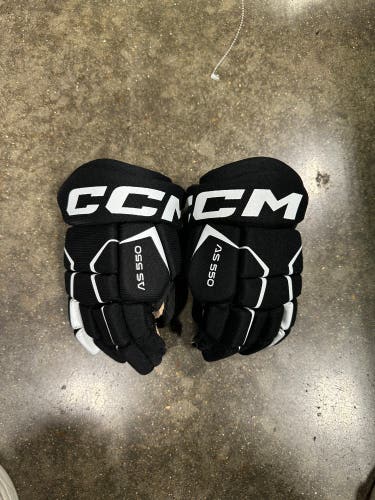 CCM AS550 Gloves 9" (Used)