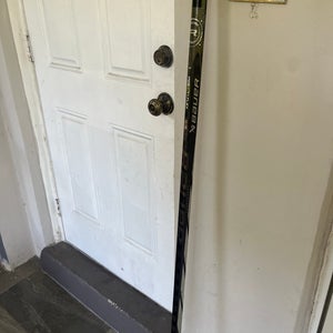 Senior Bauer Proto-R Right Handed Hockey Stick P28 77 Flex (Used)