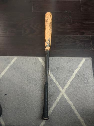 2024 Victus Tatis Maple Bat (-3) 29 oz 32" (Used)