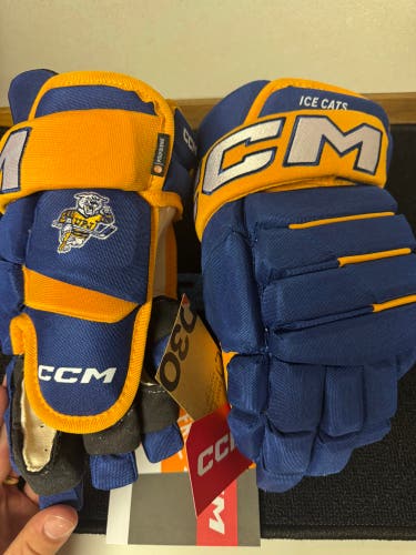 New University of Pittsburgh at Johnstown CCM HG4P3C Gloves 14" Custom (New)