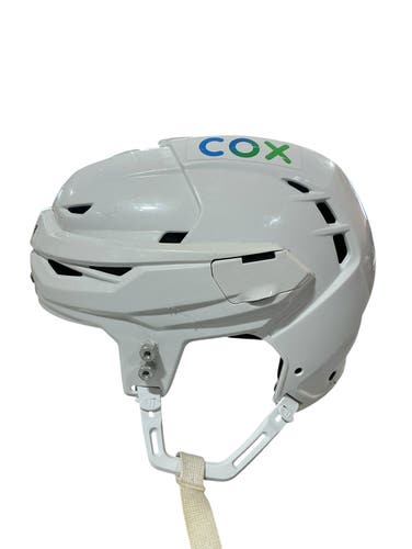 Warrior Covert CF100 Pro Stock Hockey Helmet Medium 1303
