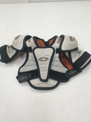 Used Easton Synergy 300 Md Hockey Shoulder Pads 11860-s000266549