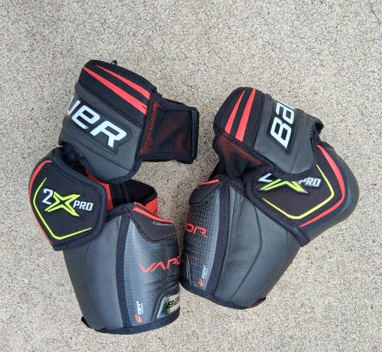 Medium Senior Bauer Vapor 2X Pro elbow Pads Pro Stock (Used)