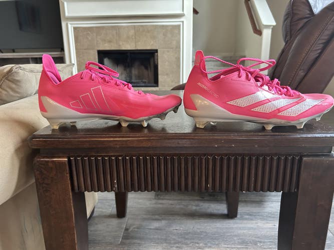 Pink Men's Size M 10.5 (W 11.5) Adult Adidas Cleats (Used)