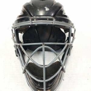 Used Under Armour 7-7 1 2 One Size Catcher's Equipment 11860-s000271110