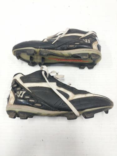 Used Warrior Senior 10.5 Baseball And Softball Cleats 11860-s000271997