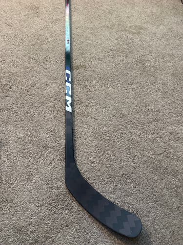 Intermediate CCM JetSpeed FT8 Pro Left Hand Hockey Stick P29+1/4” 65Flex (New)