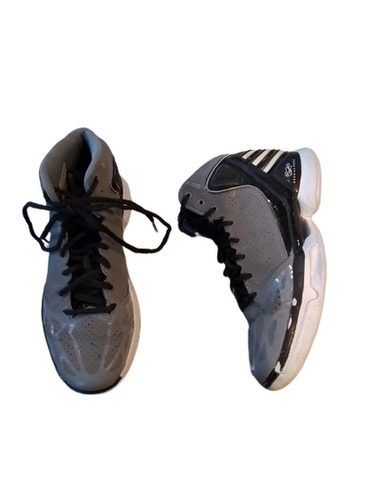 Used Adidas Junior 03.5 Basketball Shoes 11698-s000212548