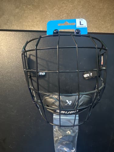 Large Bauer Profile II Facemask Full Cage 
ALL BLACK  (New)