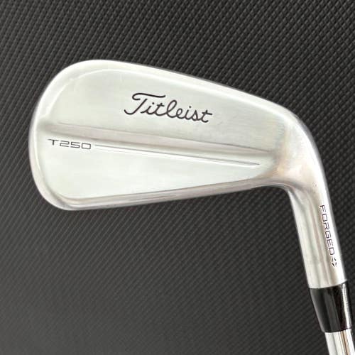 TITLEIST T250 2025 7 IRON +3/4"
