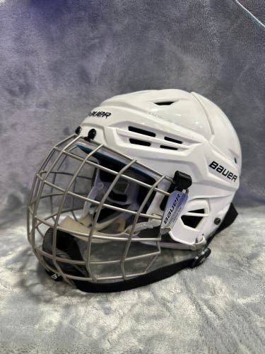 White Medium Bauer Re-Akt 55 Helmet (Used)