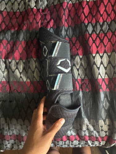 Black Senior EvoShield Leg guard Shin Guards (Used)