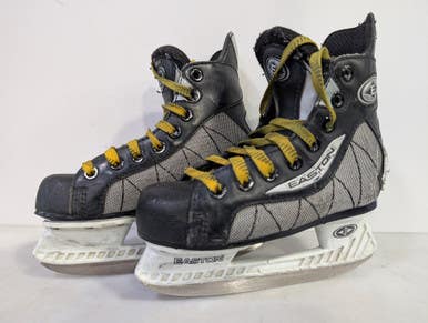 Used Easton Ultra Lite Youth Hockey Skate Youth 12.0 11727-s000182206