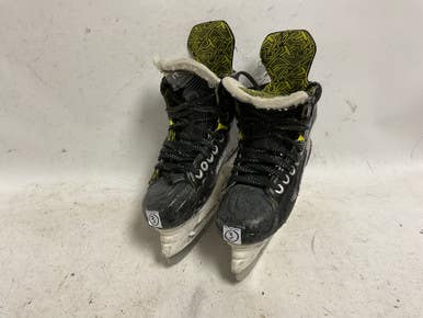 Used Bauer Vapor 3x Junior 03 D - R Regular Ice Hockey Skates 11855-s000171470