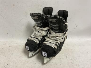 Used Ccm 652 Super Tacks Junior 03 E - W Wide Ice Hockey Skates 11855-s000171755