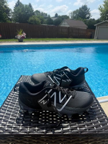 New Balance Freeze Cleats