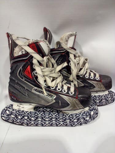 Used Bauer X60 Vapor Junior 02.5 Ice Hockey Skates 11847-s000016040