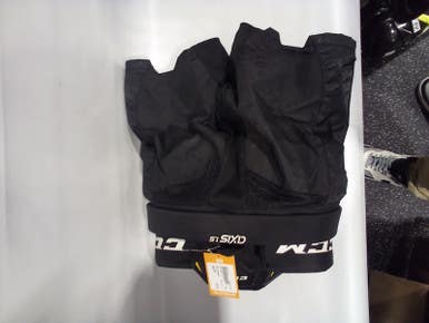Used Ccm Axis 1.5 Md Pant Breezer Hockey Pants 11847-s000015597