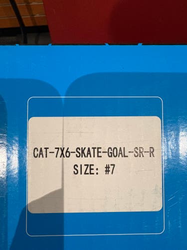 True Hockey Goalie 7x6 Skates Regular Width 7 (New)