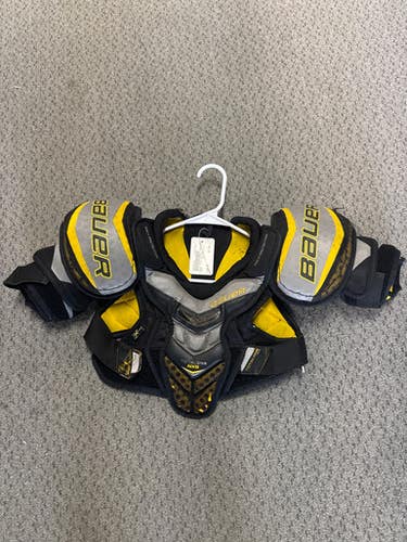 Used Bauer Total One Nxg Junior Shoulder Pads Sm 11858-s000065759