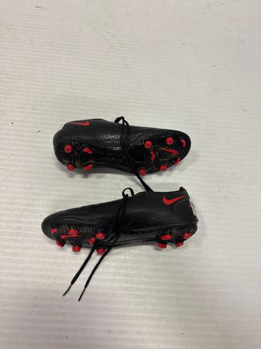 Used Nike Soccer Cleats Black Junior 03 11860-s000278804