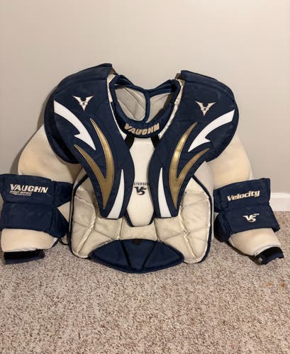 Notre Dame XL Vaughn Velocity V5 7800 Goalie Chest Protector Pro Stock (Used)