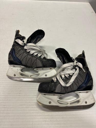 Used Easton Ul Junior Hockey Skate Junior 02 11860-s000279157