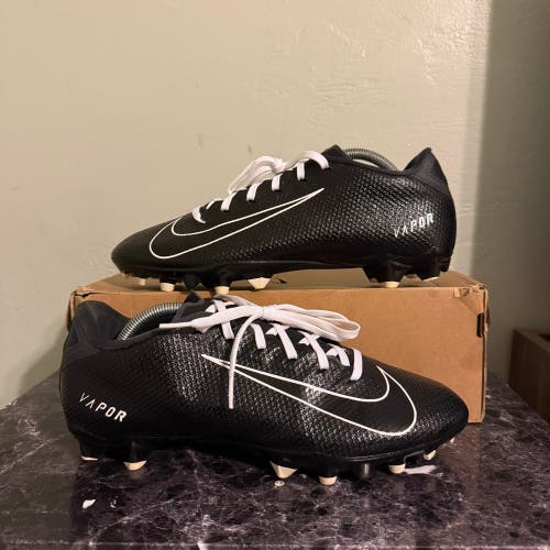 Men's Size 10 Nike Low Top Vapor Untouchable Speed Varsity 3 (Used)