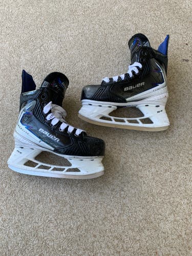 Bauer Vapor Flylite Hockey Skates Regular Width 13 (Used)