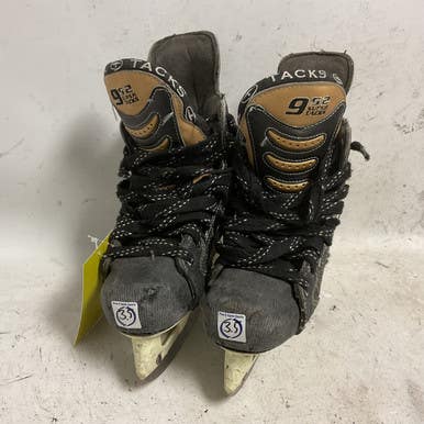 Used Ccm Super Tacks 952 Junior Hockey Skate Junior 03.5 11855-s000176468