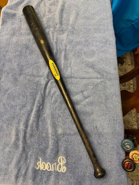 2025 Baum Gold Stock Wood Composite BBCOR Certified Bat (-3) 30 oz 33" (Used)