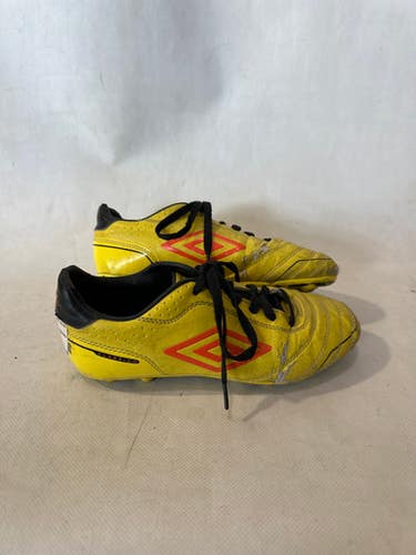 Used Umbro Soccer Cleats Yellow Junior 04 11615-s000262427