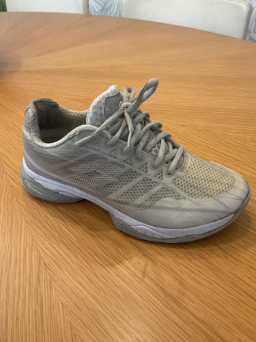 Women's Size M 6.0 (W 7.0) Lotto Tennis Shoes (Used)