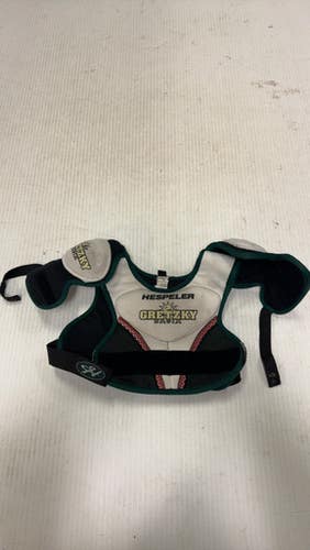 Used Hespeler Gretzky Basix Youth Shoulder Pads Lg 11860-s000285659