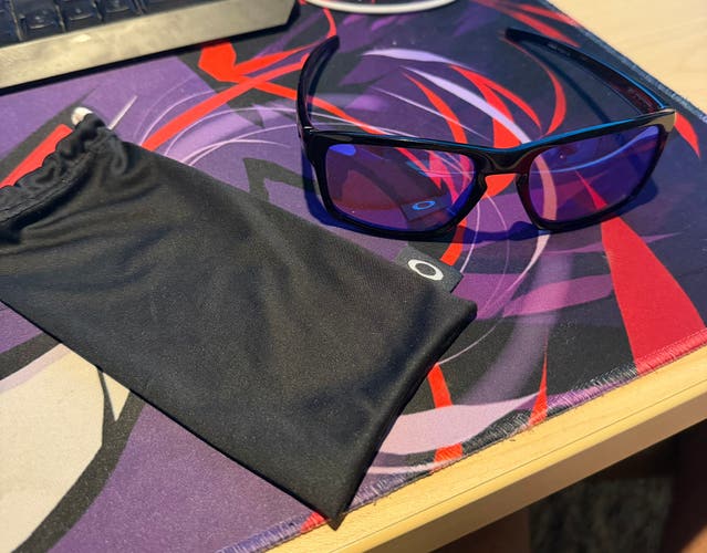 Oakley 009262-39 Silver XL Black Frame Sunglasses with Purple Prizim Golf Lenses