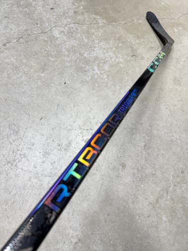 90 Flex P28M Senior CCM RibCor Trigger 9 Pro Left Hand Hockey Stick Pro Stock (New)
