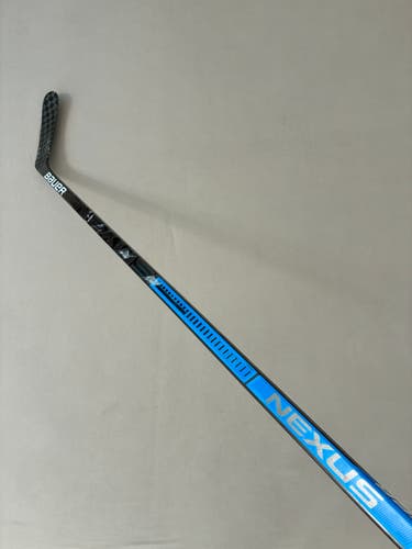 Used 95 Flex P92M Senior Bauer Nexus League Right Hand Pro Stock Hockey Stick