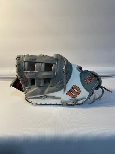 New A2000 1st Base Mit F Lth 11834-wil1stbasea200